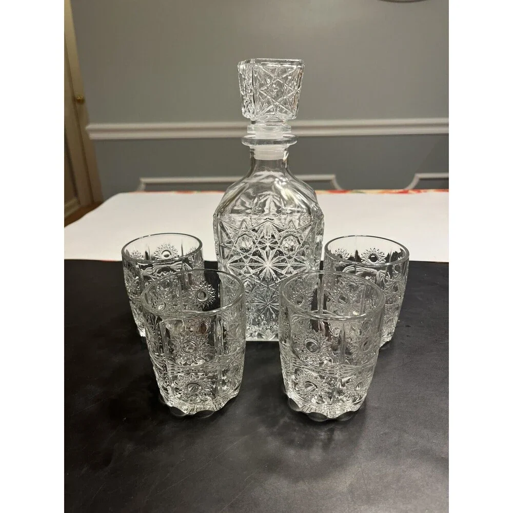 5pc Whiskey Bourbon Decanter w Old Fashioned Glasses & Stopper